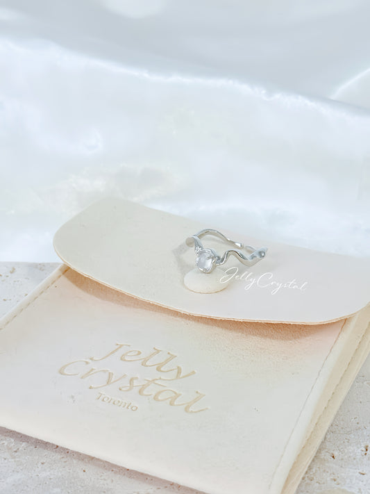 Wavy Agate Stream in Sterling Silver