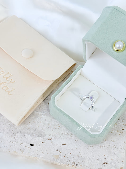 Cubic Zirconia Vine Sliver Ring (Clear/Lavender)