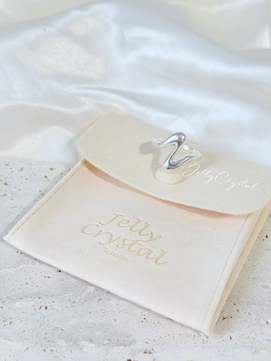 Smooth Z-Wave Sterling Silver Ring