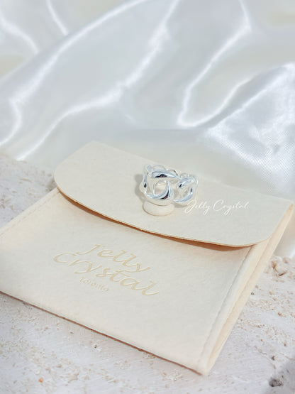 The Seoul Contour in Sterling Silver