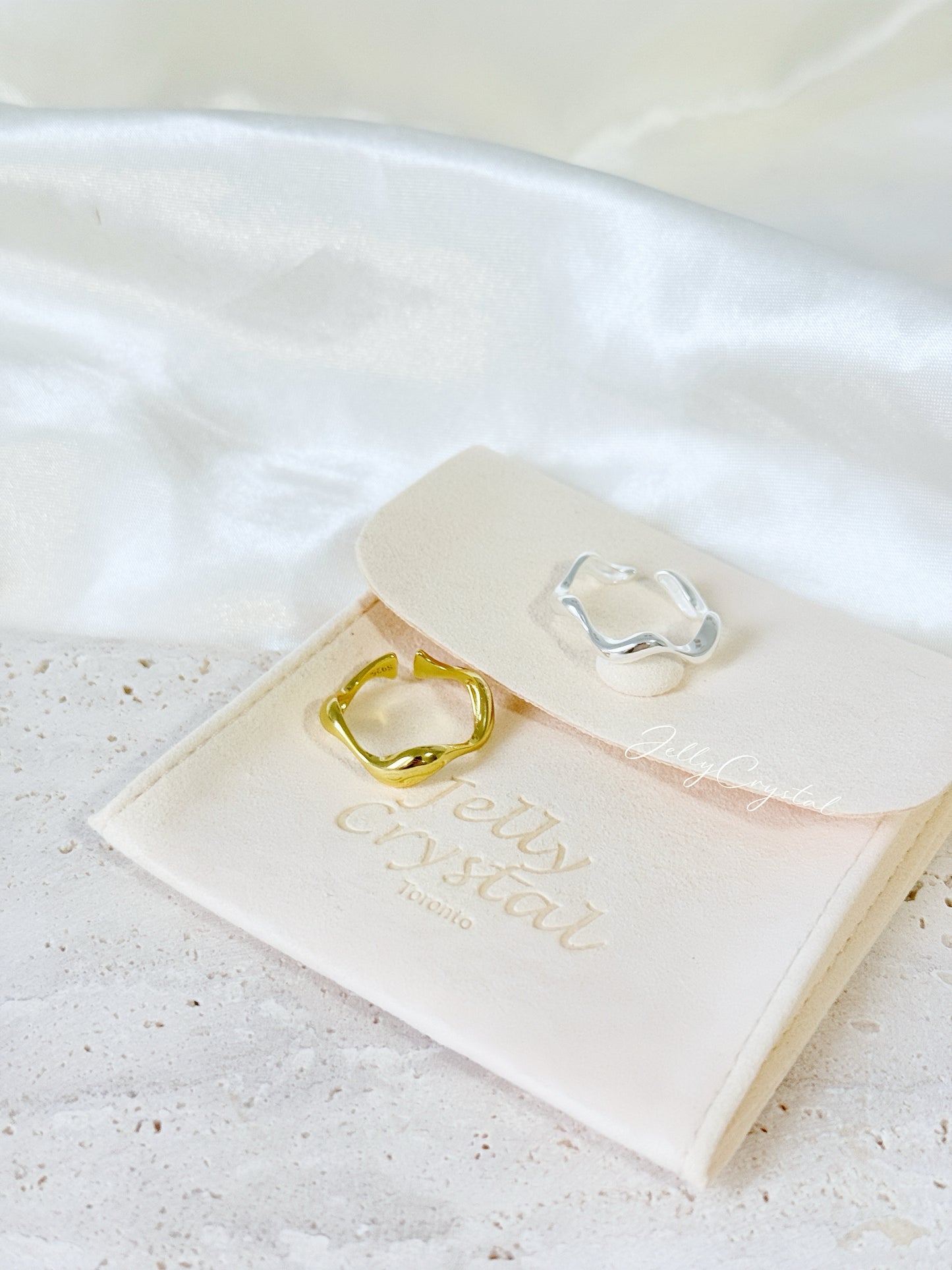 Wave Band Ring (Silver / Gold)