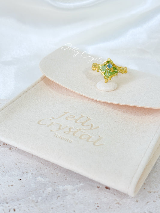 Green Enamel Clover Gold Ring