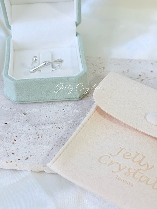 Sculpted Line Silver Ring