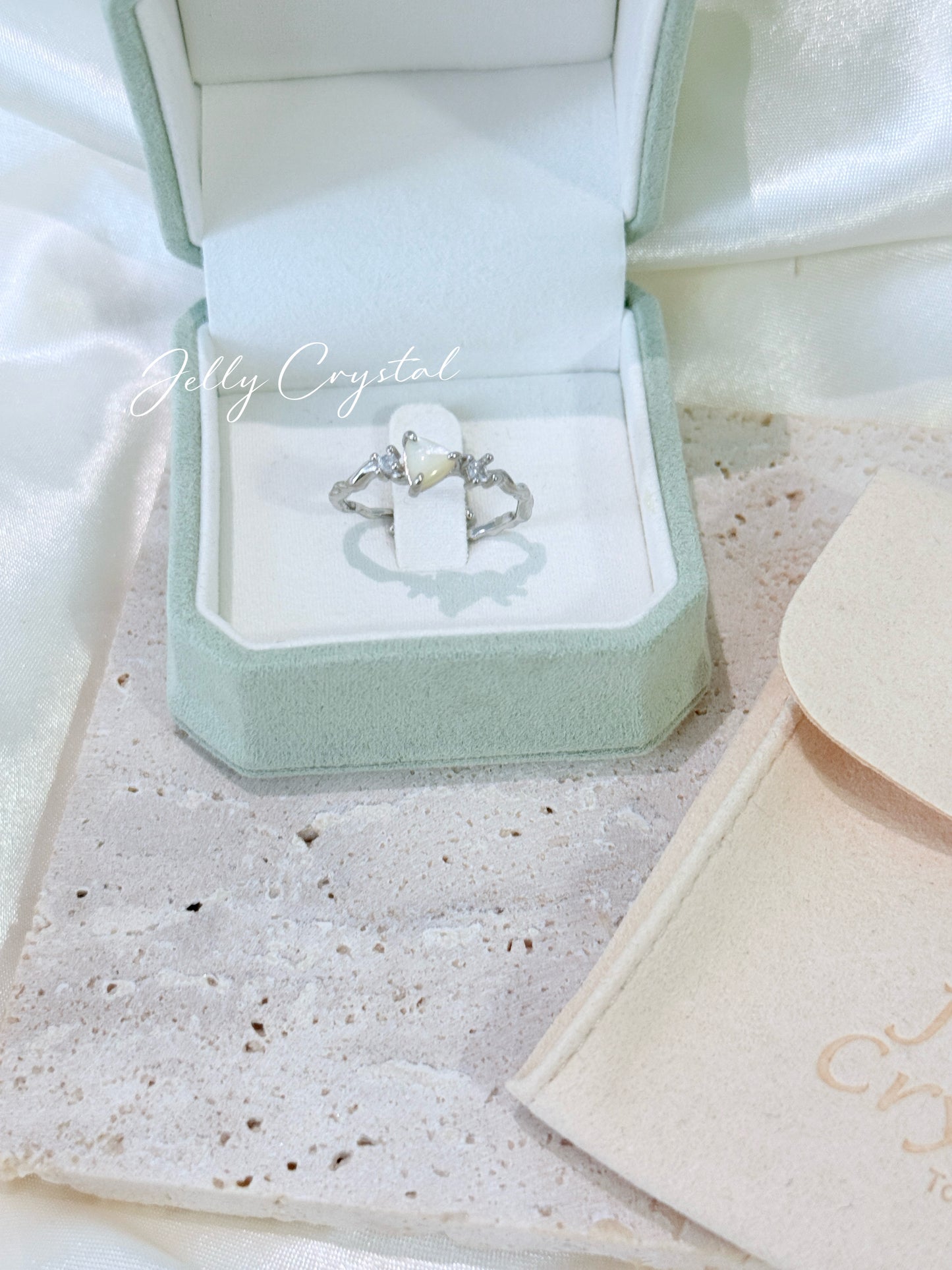 Triangle Shell Zicron Silver Ring