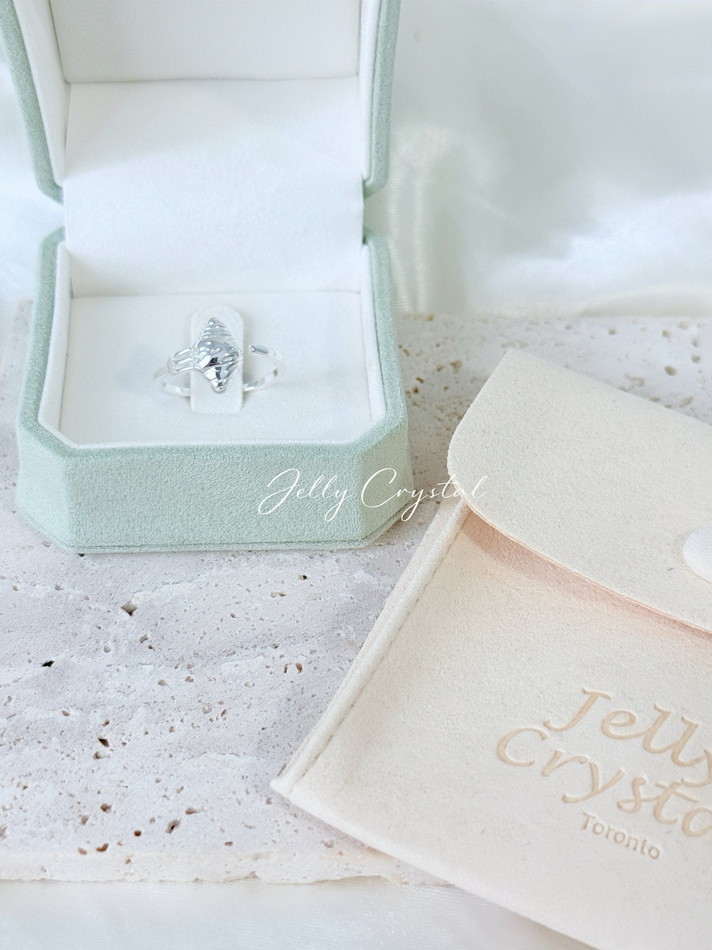 Crossiant Silver Ring