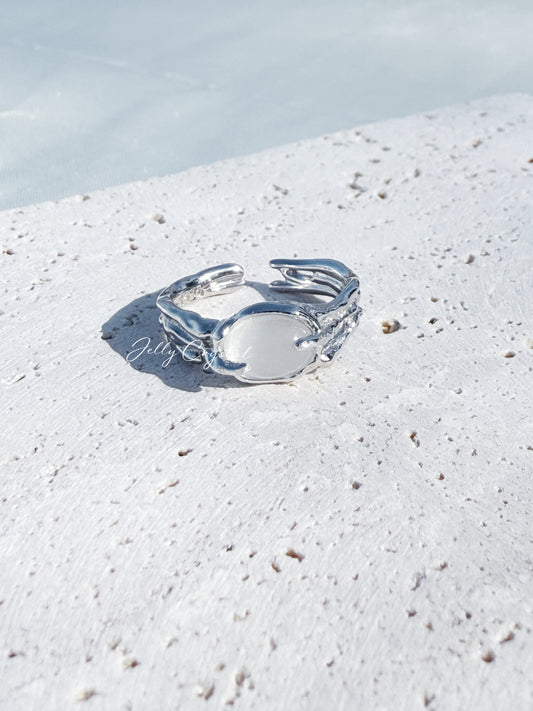 Dual-Claw Chrysoberyl Ring in sterling silver