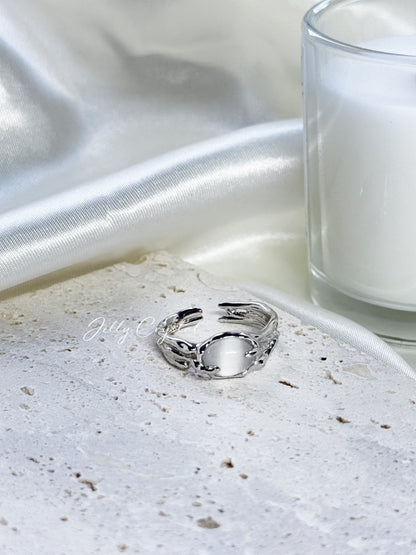 Dual-Claw Chrysoberyl Ring in sterling silver